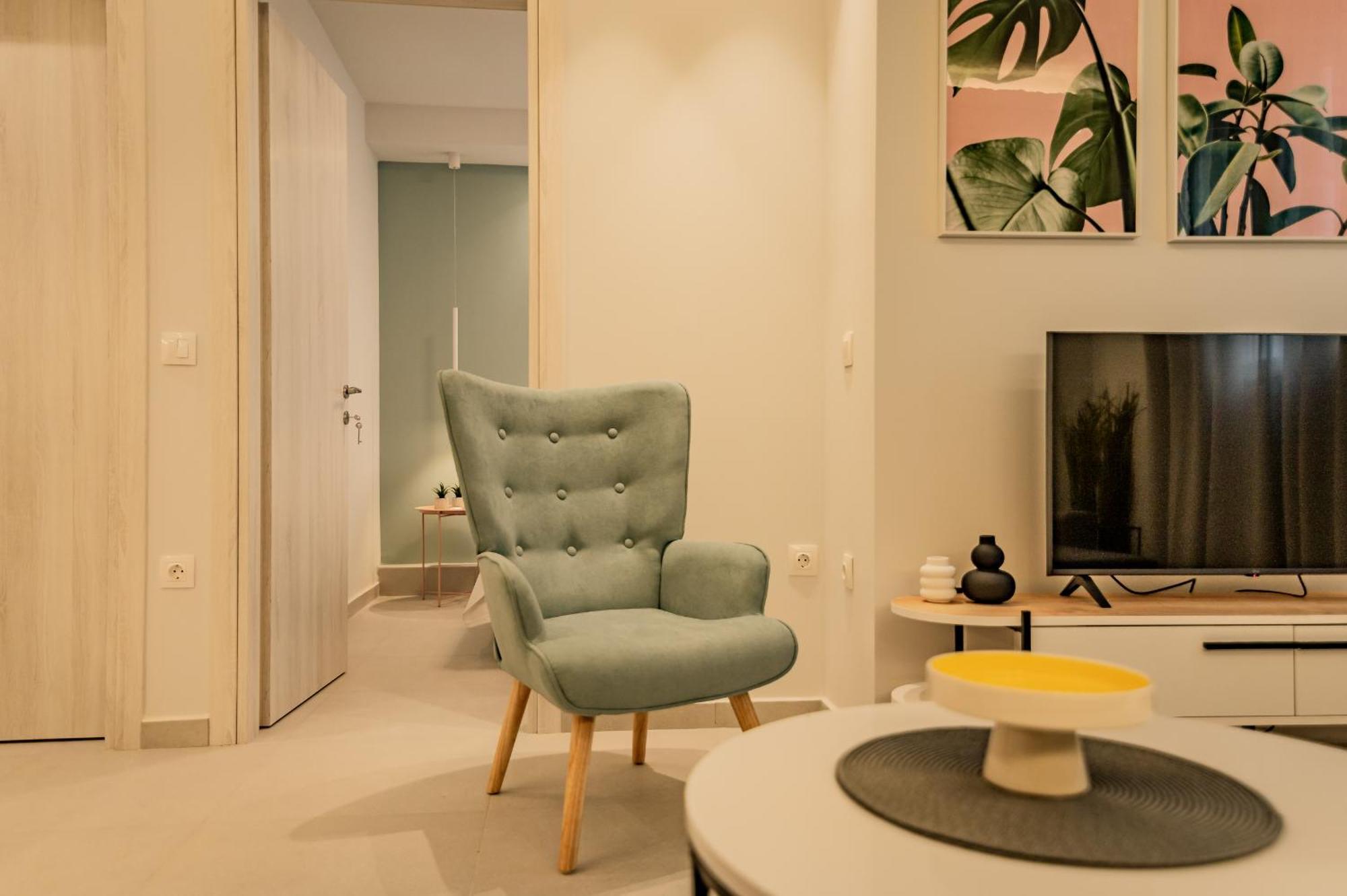Urban Luxury Suites Солун Екстериор снимка