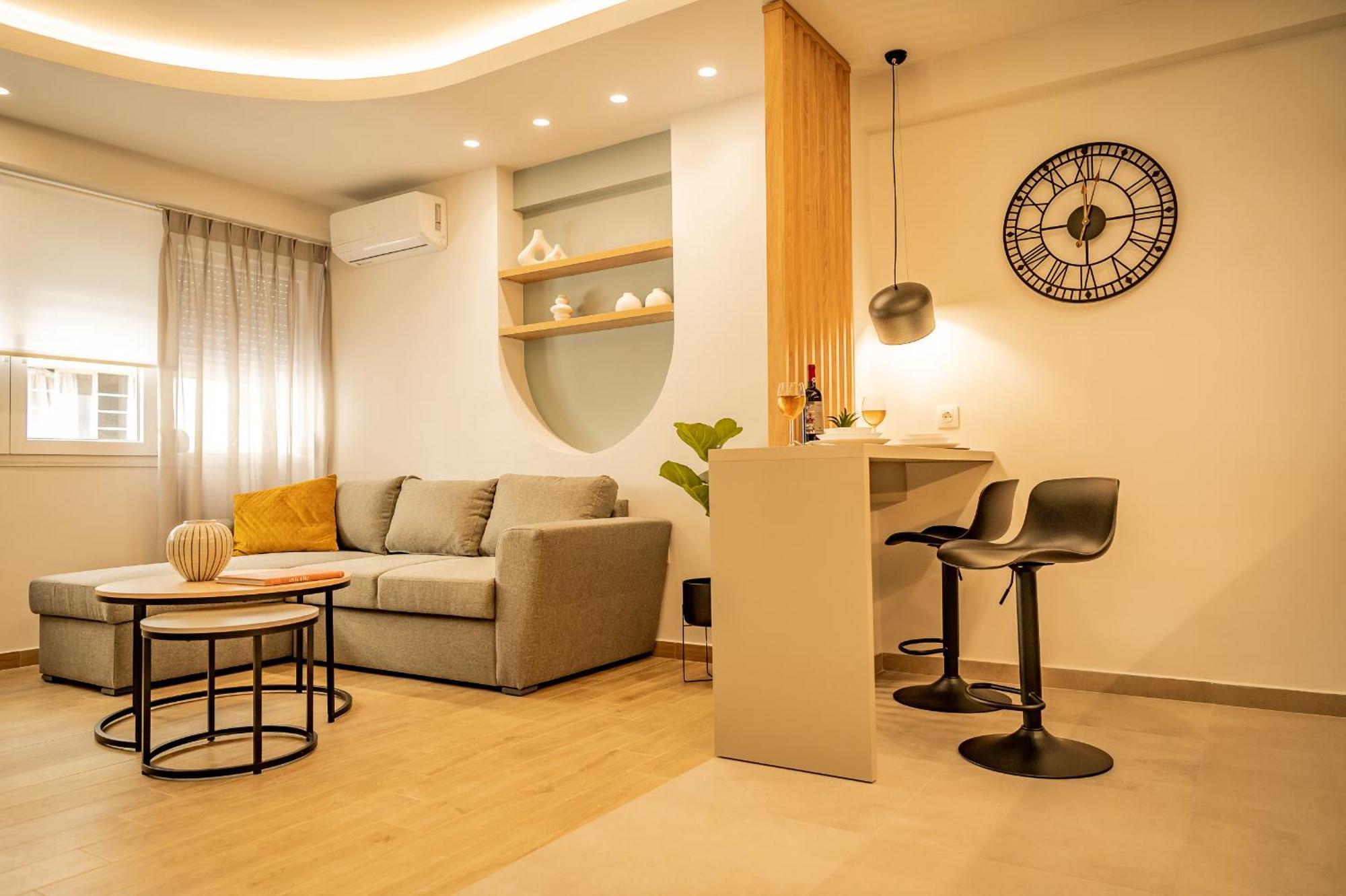 Urban Luxury Suites Солун Екстериор снимка