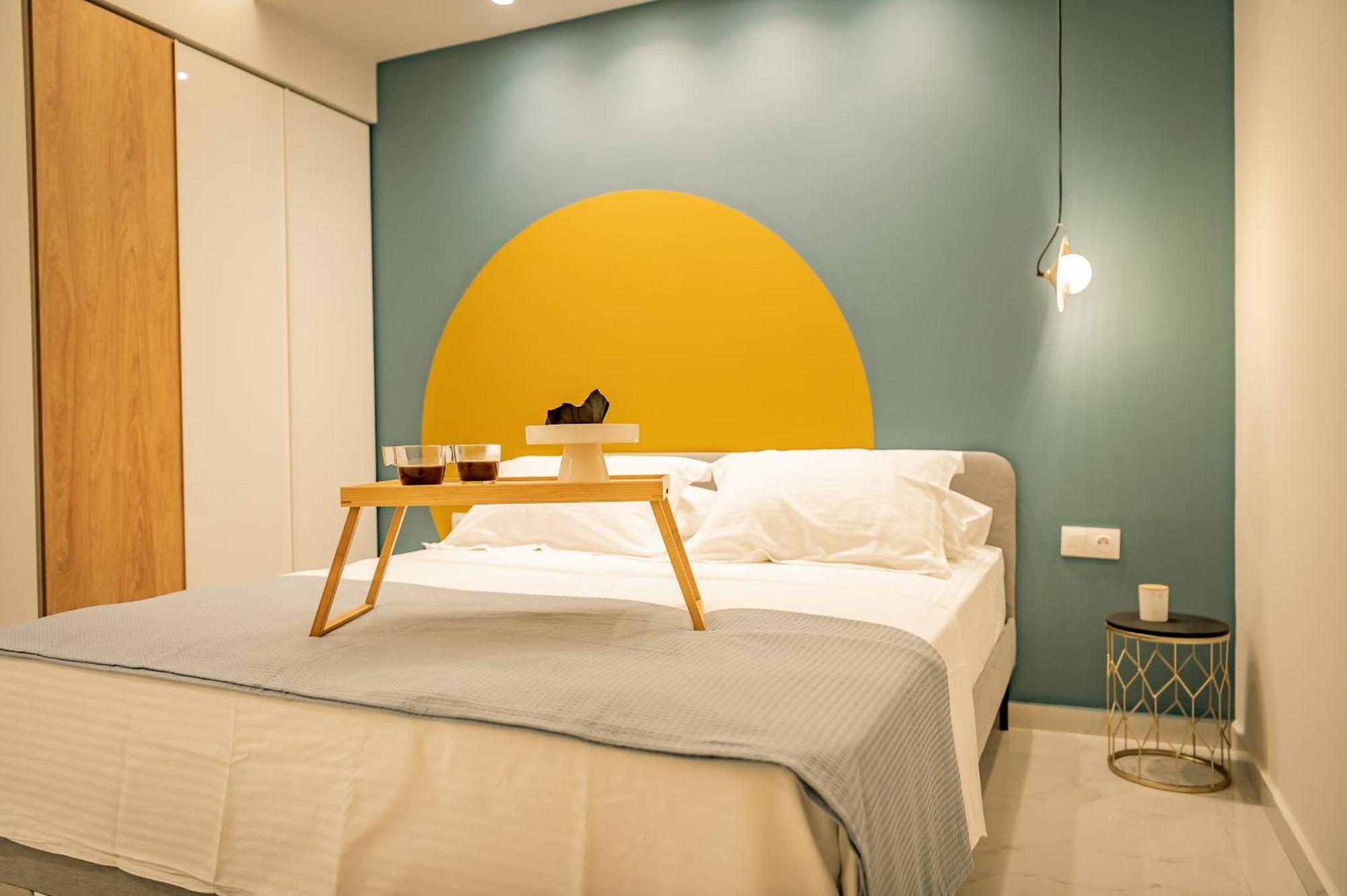 Urban Luxury Suites Солун Екстериор снимка