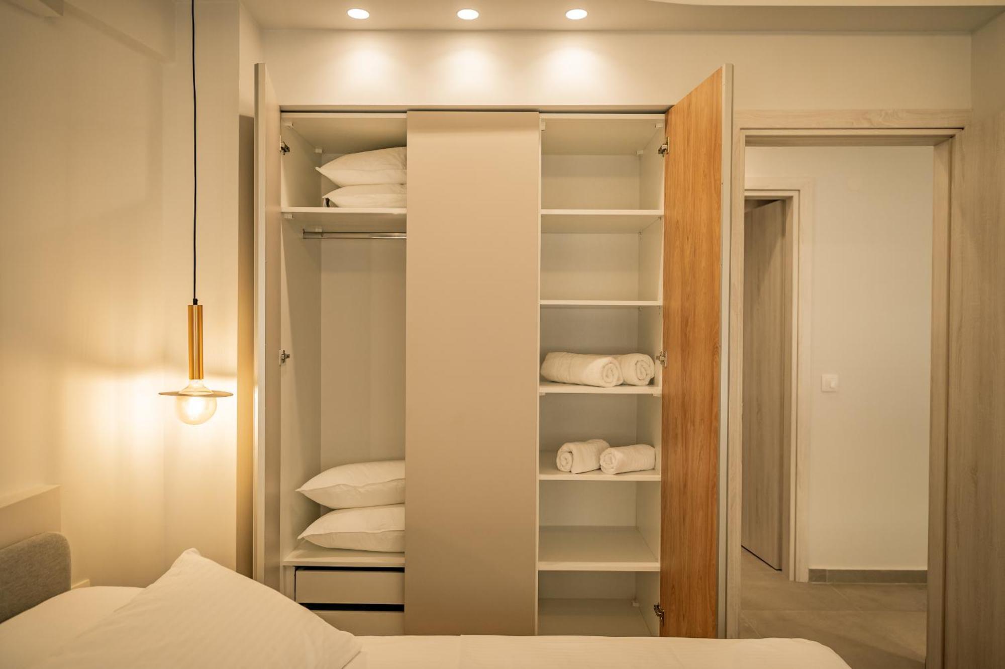 Urban Luxury Suites Солун Екстериор снимка