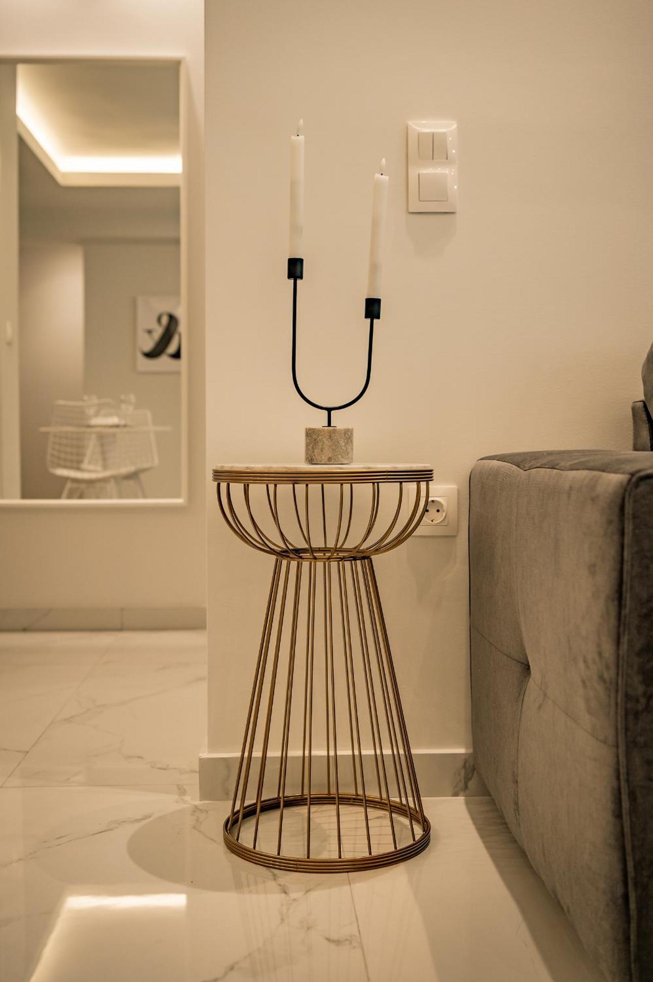 Urban Luxury Suites Солун Екстериор снимка