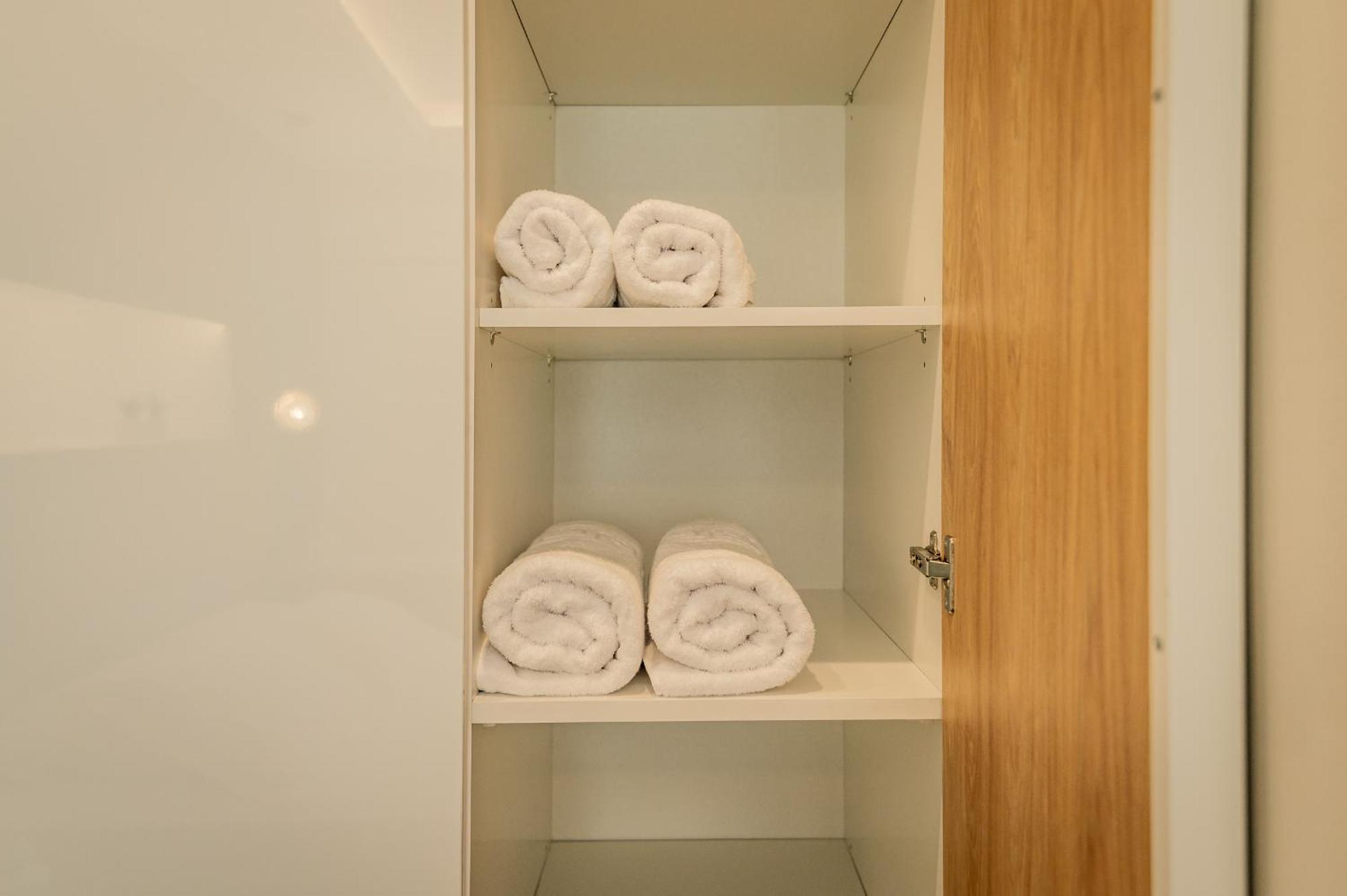 Urban Luxury Suites Солун Екстериор снимка